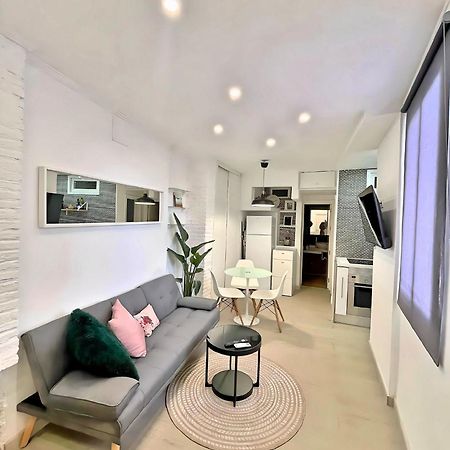 Apartamento Excellent location Malaga centro historico 2 bed flat Exterior foto