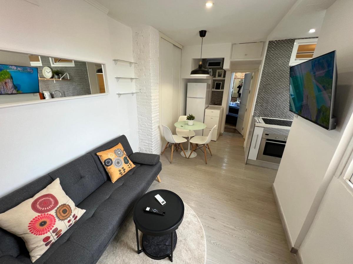 Apartamento Excellent location Malaga centro historico 2 bed flat Exterior foto