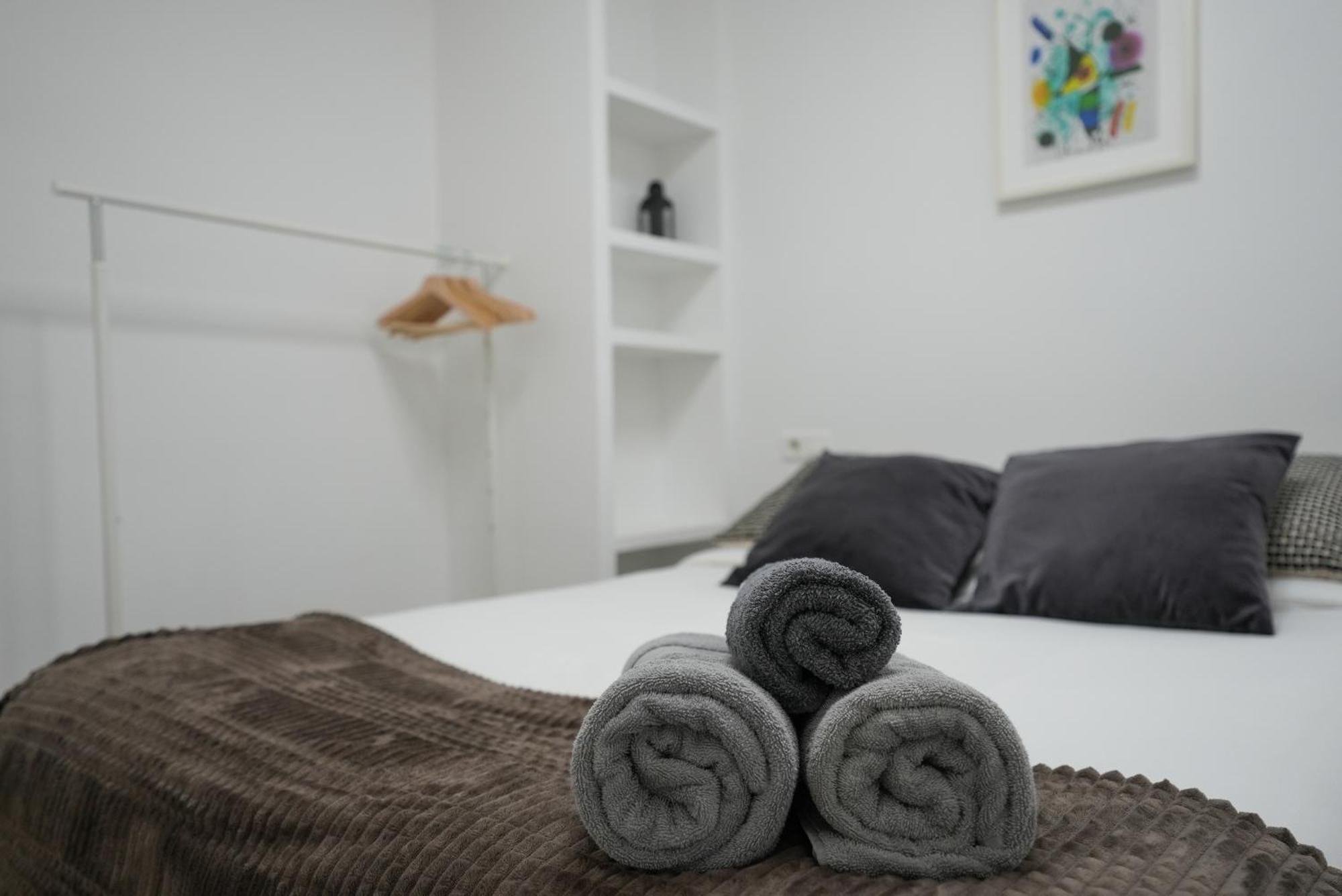 Apartamento Excellent location Malaga centro historico 2 bed flat Exterior foto
