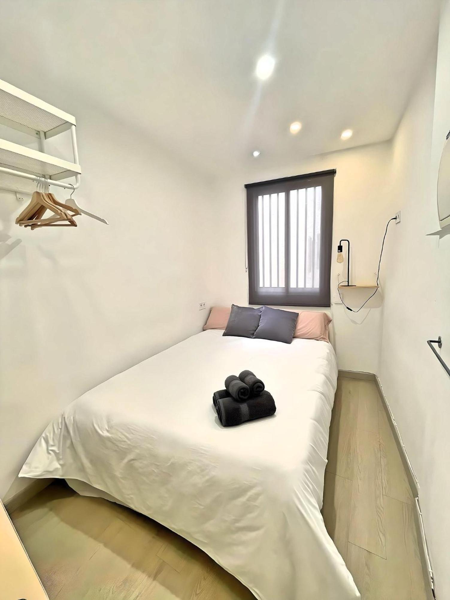 Apartamento Excellent location Malaga centro historico 2 bed flat Exterior foto